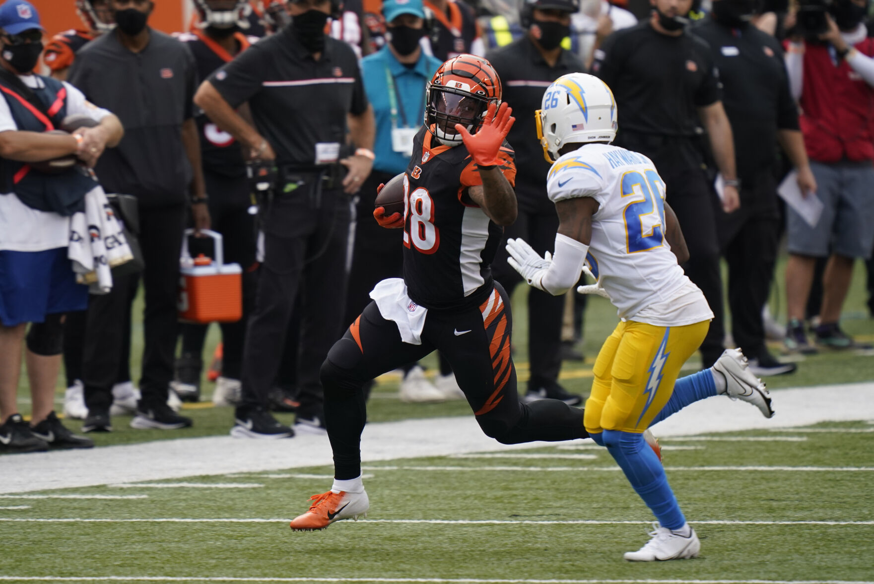 Chargers Bengals Football